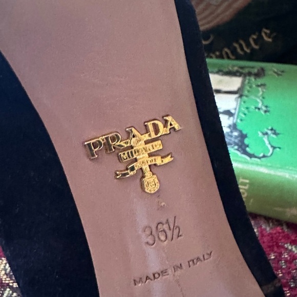 Prada Camoscio Stitch black Suede Pump Size 36-1/2 - Picture 4 of 11